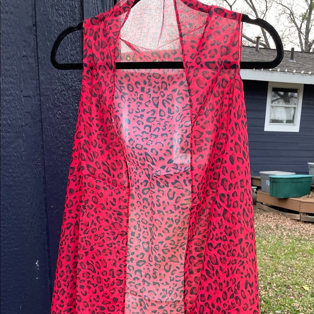 RED LEOPARD VEST - Picture 5 of 10